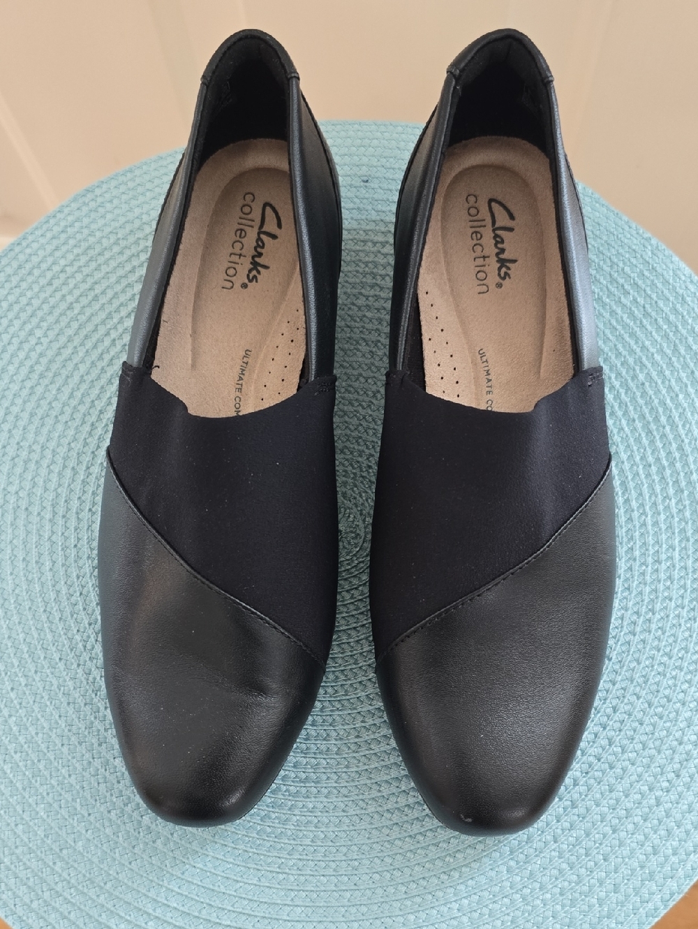 CLARKS COLLECTION BRAND WOMEN'S BLACK LEATHER SHOES SIZE SIZE 7.5 WIDE